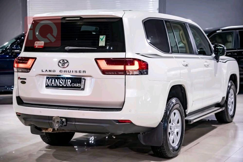 تويوتا لاندكروزر